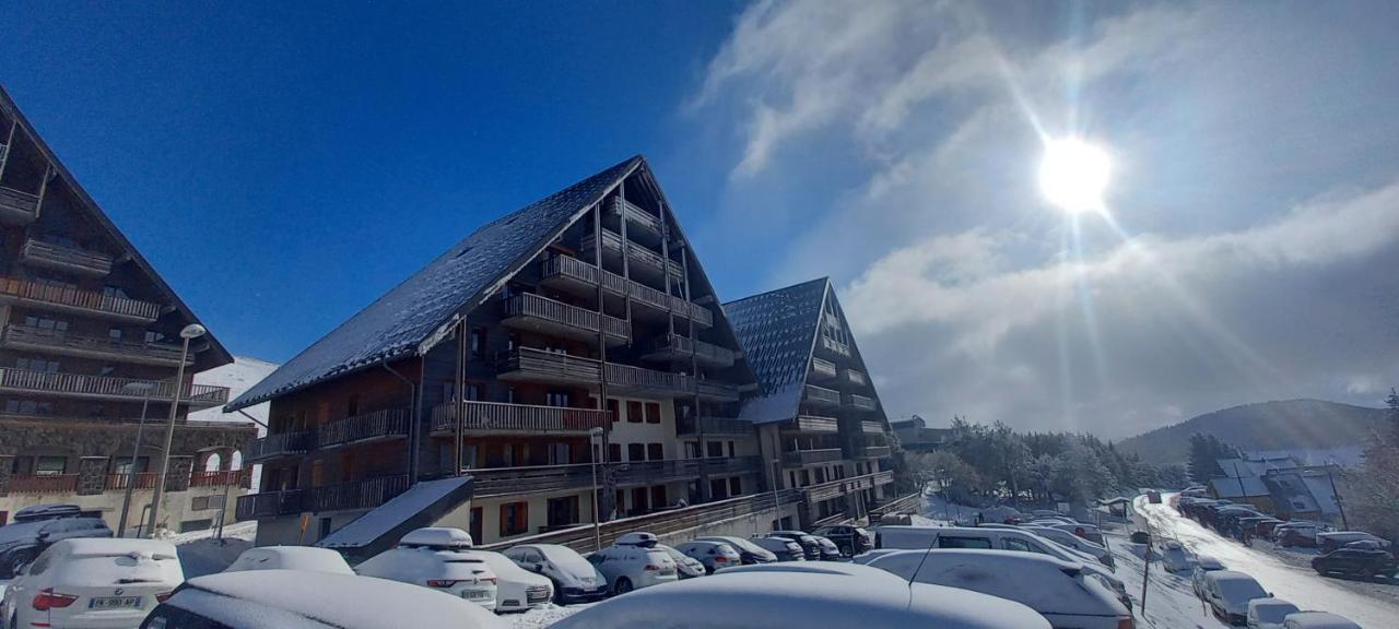 Superbesse Appartement 4-6 Pers. 2 Ch. Dans Residence 3 Etoile Avec Piscine Exterior photo